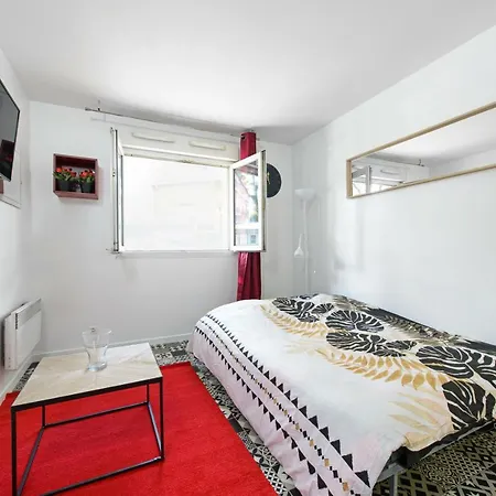 アパート Studio For 2 People Ideal For Holidays ヴァンセンヌ